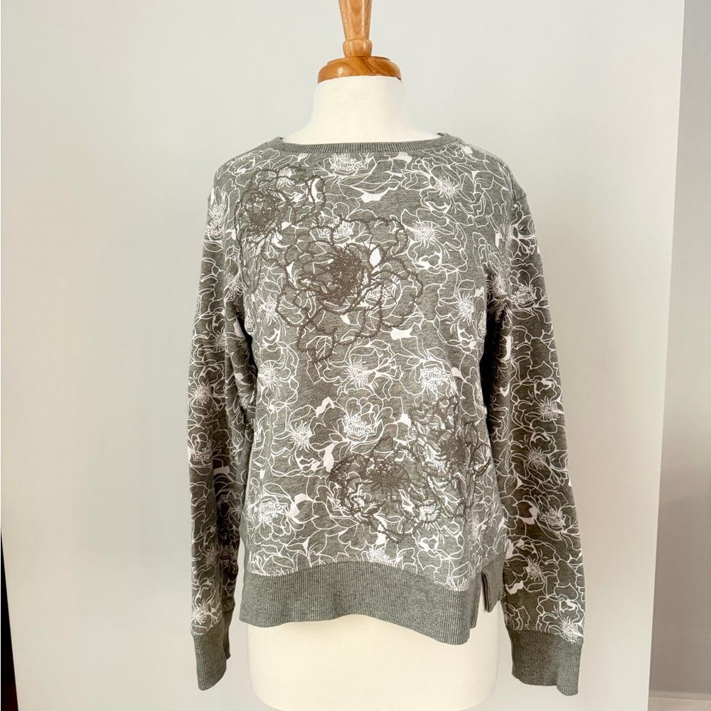 Banana Republic Gray Floral Crew Neck Sweater